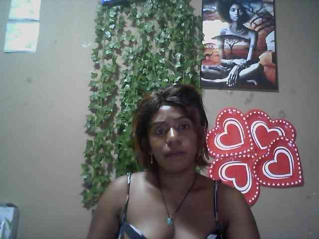 Verosweet01 Live Webcam on BongaCams