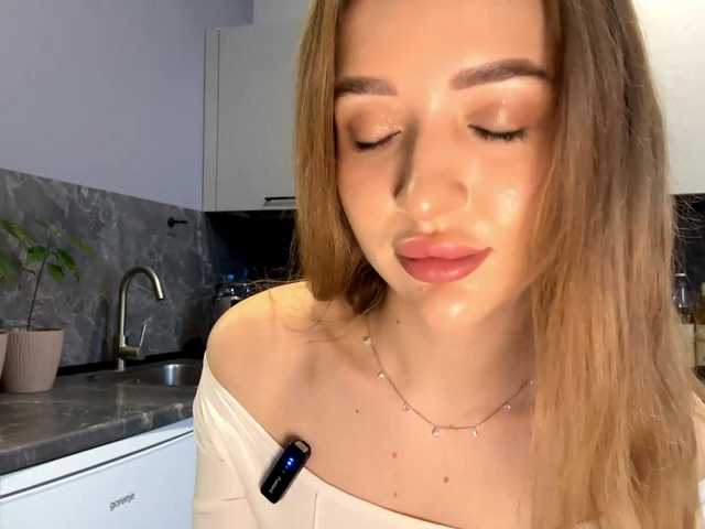 KarineRaethke from BongaCams is Freechat