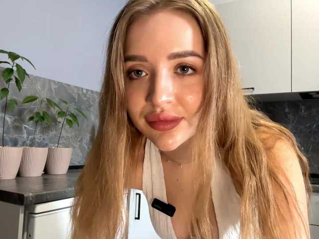 KarineRaethke — I am Katrina, me 18 old! My tip menu - lick you (25); Soft touch my neck (33); Show my long legs (45); yummy Ahegao (75); Make ass RED! (100); Take off Shorts (400); Take off Top (500)