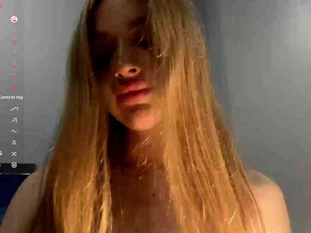 KarineRaethke webcam