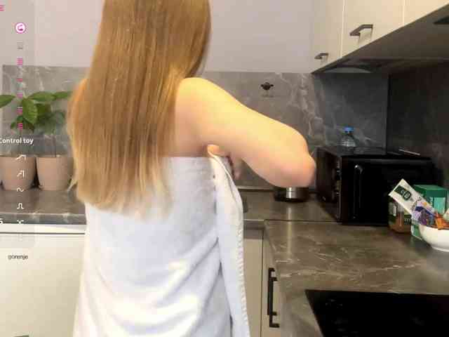 KarineRaethke webcam