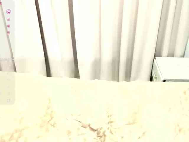 KarineRaethke webcam