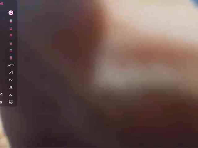 KarineRaethke webcam