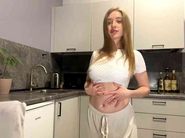 KarineRaethke webcam