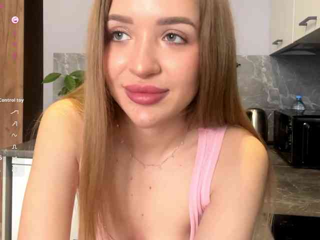 KarineRaethke webcam