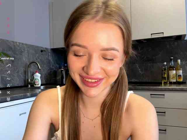 KarineRaethke webcam