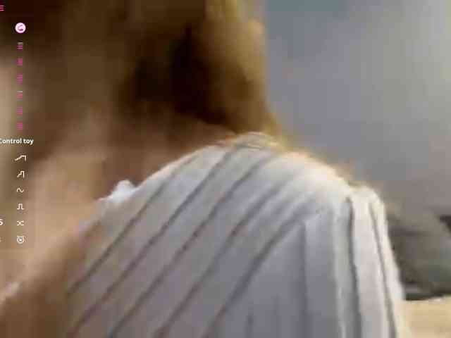 KarineRaethke webcam