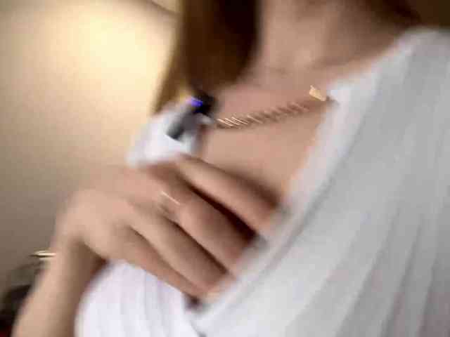 KarineRaethke webcam