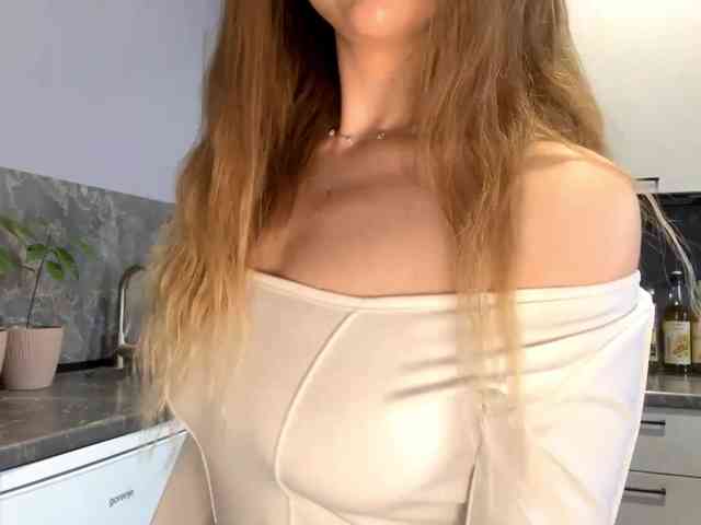 KarineRaethke webcam