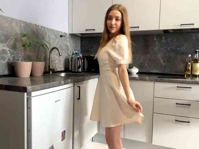 KarineRaethke webcam