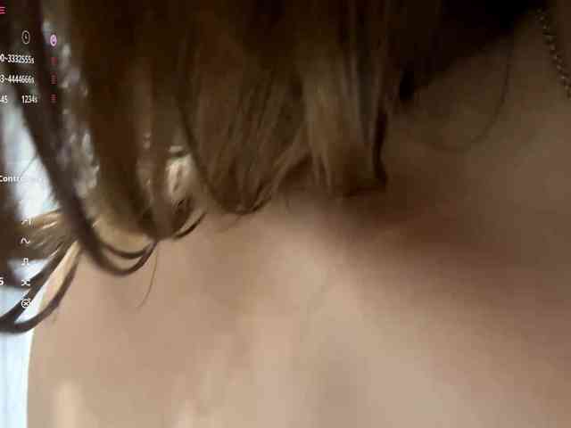 KarineRaethke webcam