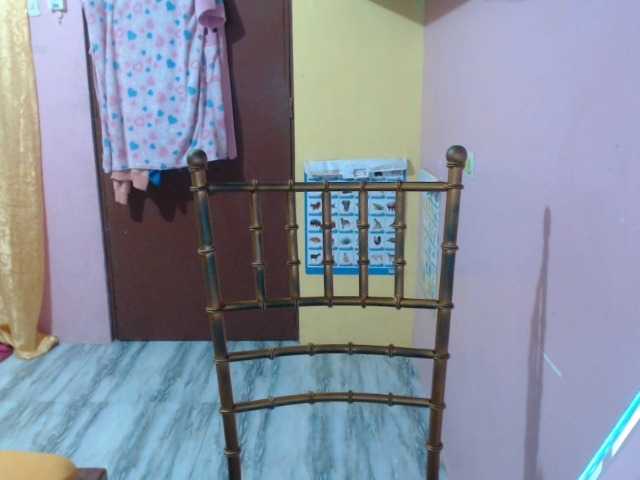 MystiqueMiss's BongaCams show and profile