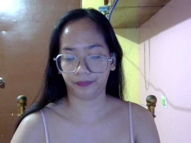 le modèle MystiqueMiss est en webcam porno dans un show sur le site bongacams, il possède les tags suivants: Asian,Brunette,Trimmed