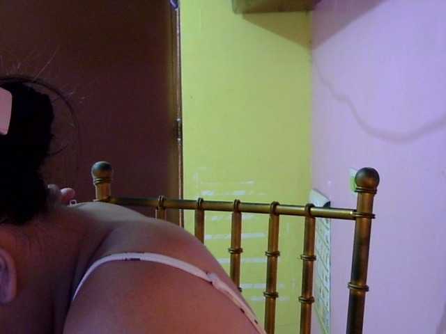 MystiqueMiss's BongaCams show and profile