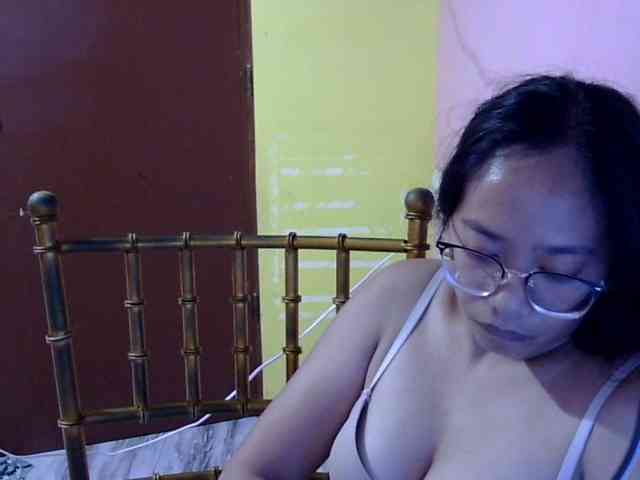 MystiqueMiss webcam