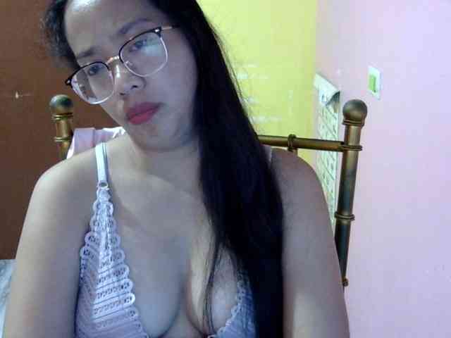 MystiqueMiss webcam