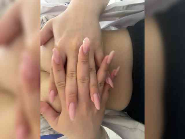 Fox3040 Live Webcam on BongaCams