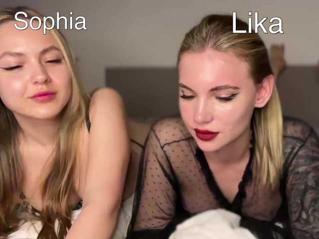 VelvetTwins's BongaCams profile