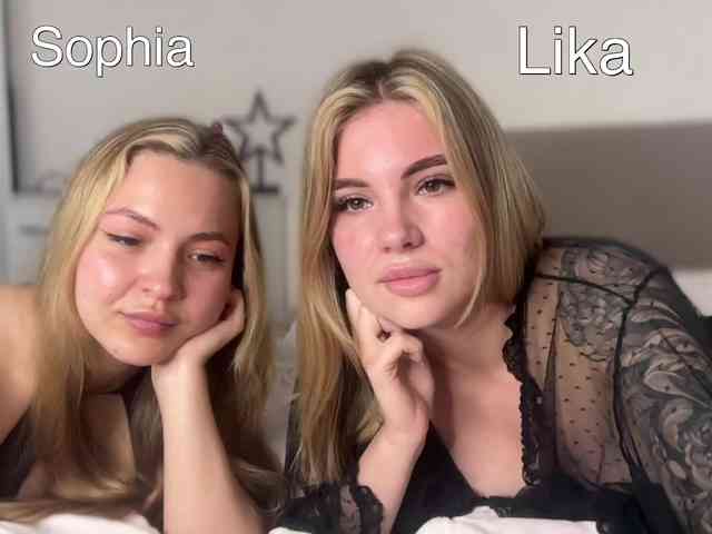 VelvetTwins Live Webcam on BongaCams