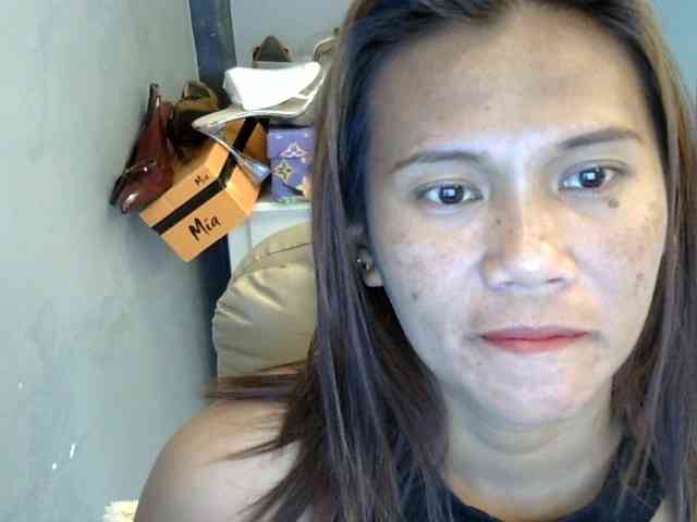 RainbowGoddess webcam