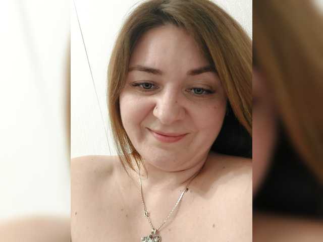 LillyJosepha live cam profile