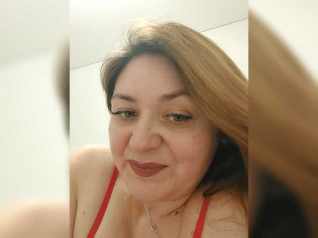 LillyJosepha — Hey, my amazing viewers!  It's so great to have you here! Tips are always appreciated and will make the stream even more fun! 