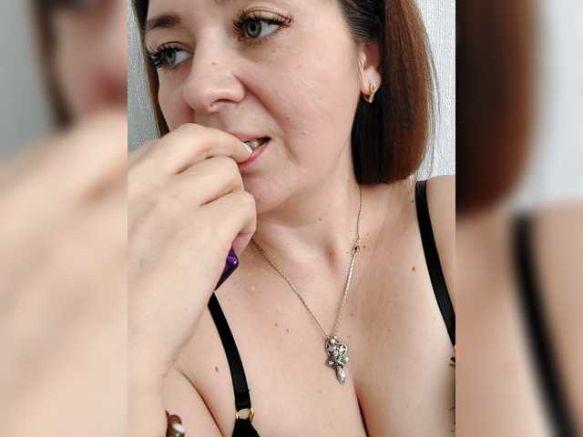 LillyJosepha's BongaCams show and profile