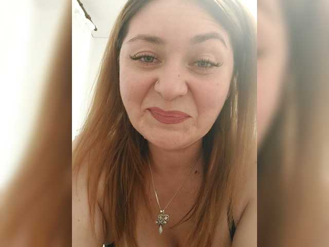 модель LillyJosepha