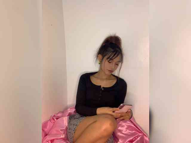 SlowBurnBabe69 webcam