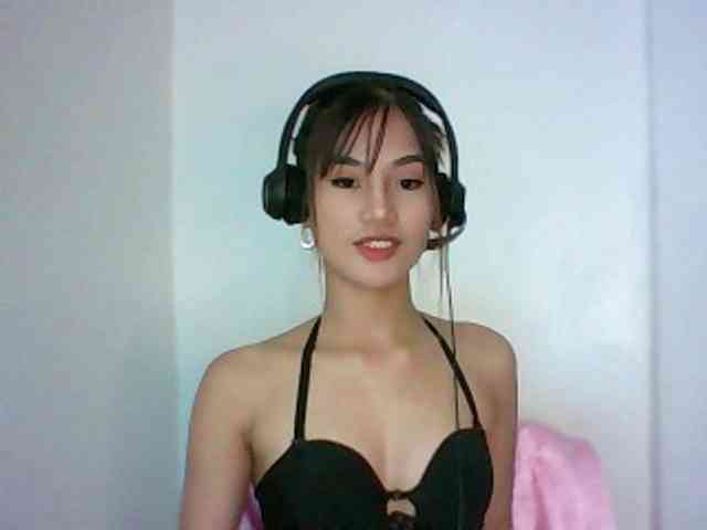 SlowBurnBabe69 webcam