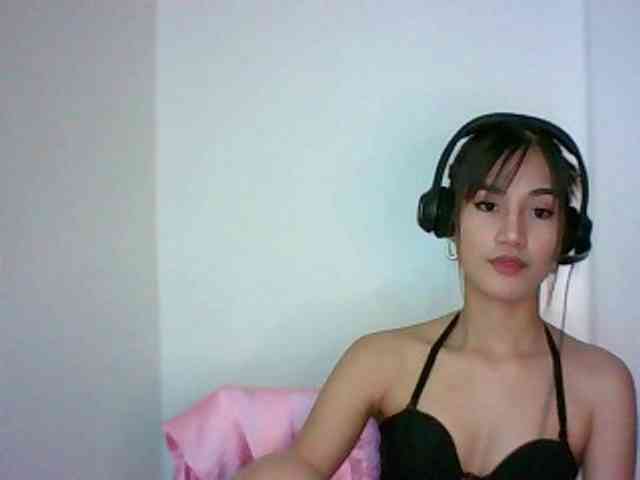 SlowBurnBabe69 webcam