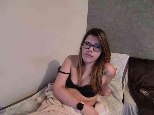 angelina69s webcam