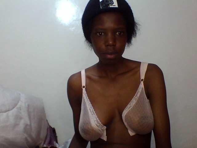 Sexxy-Bella6 from BongaCams is Freechat