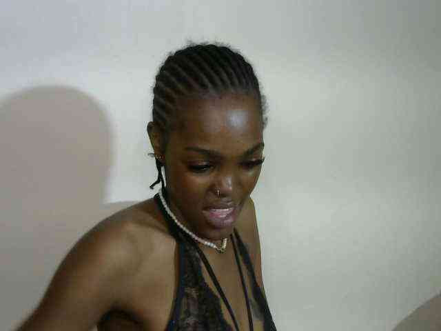 Thickpetite-1 webcam