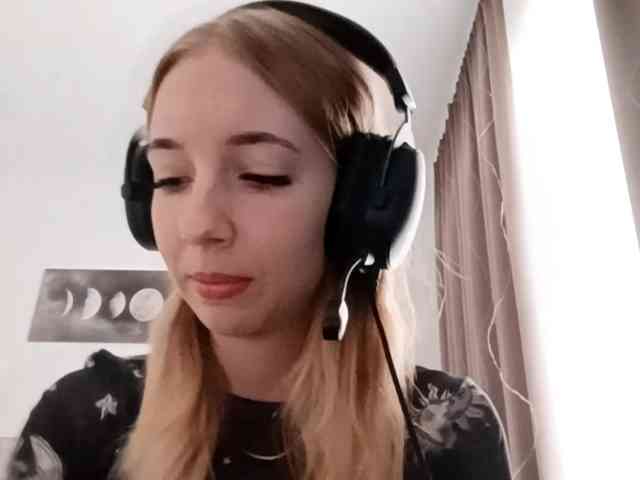 VioletteReeves webcam