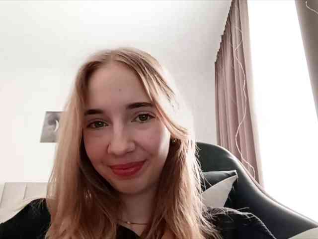 VioletteReeves webcam