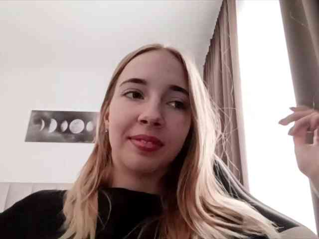 VioletteReeves webcam