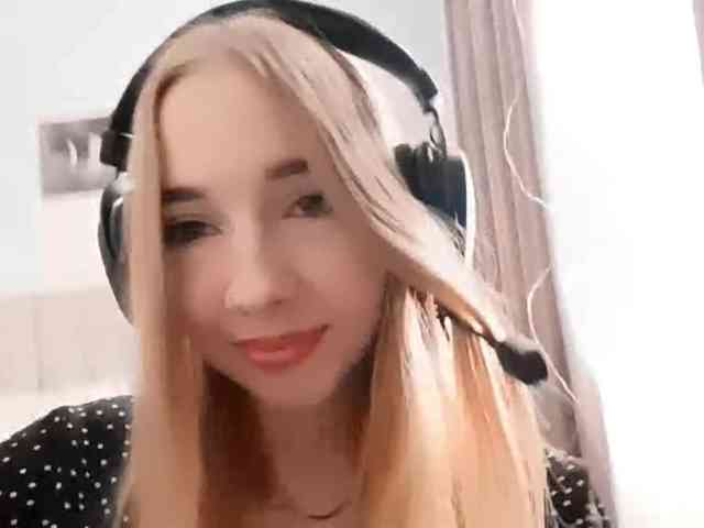 VioletteReeves webcam