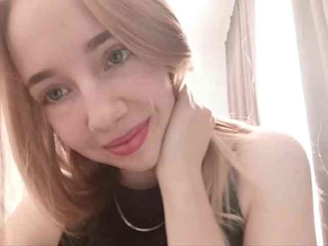 VioletteReeves webcam