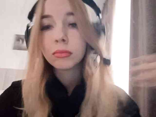 VioletteReeves webcam