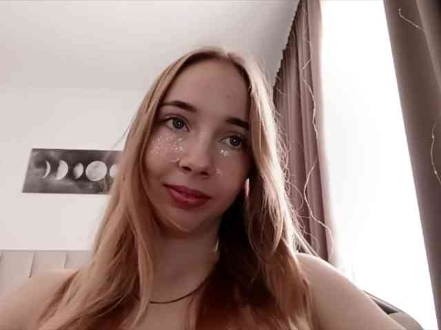 VioletteReeves webcam