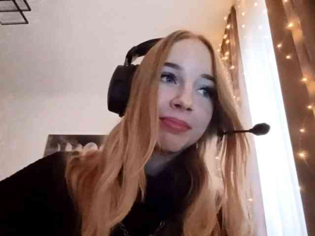 VioletteReeves webcam