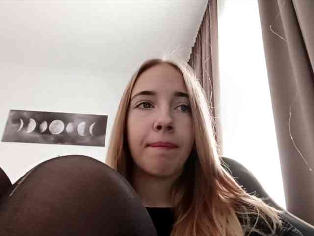 VioletteReeves webcam