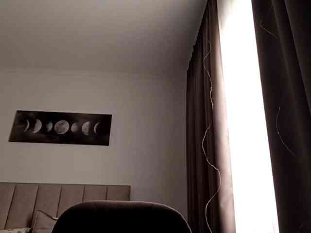 VioletteReeves webcam