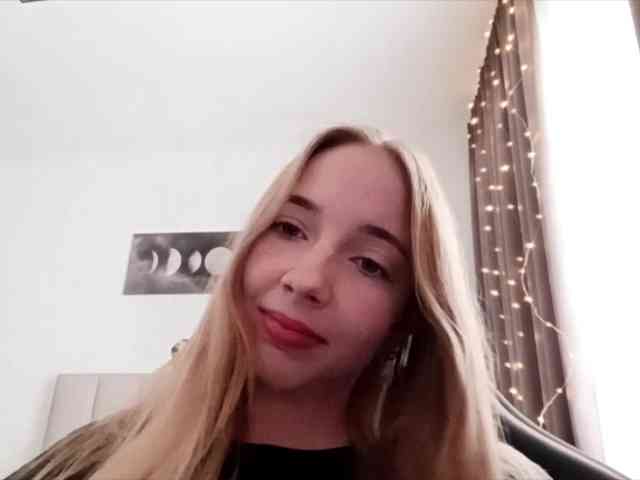 VioletteReeves webcam