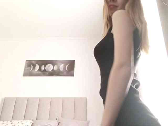 VioletteReeves webcam