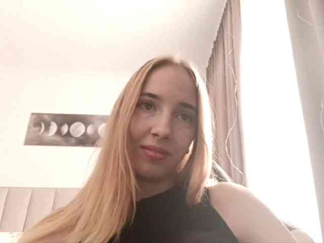 VioletteReeves webcam