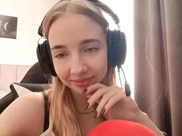 VioletteReeves webcam