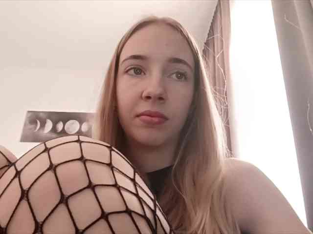 VioletteReeves webcam