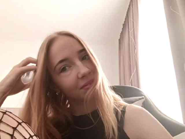 VioletteReeves webcam